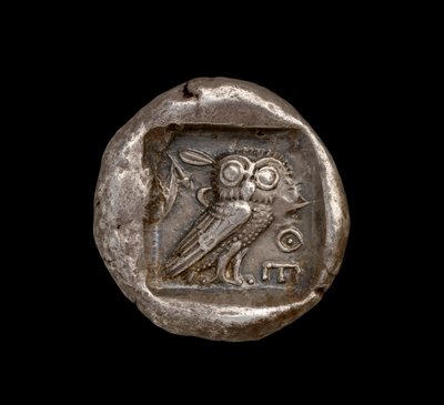 Moneda de Atenea, vista del reverso que representa el Búho de Atenas, c.440 a.C. de Greek